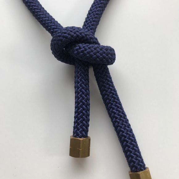 Forest green rope necklace multiple ways to wear - Picture 11 of 12